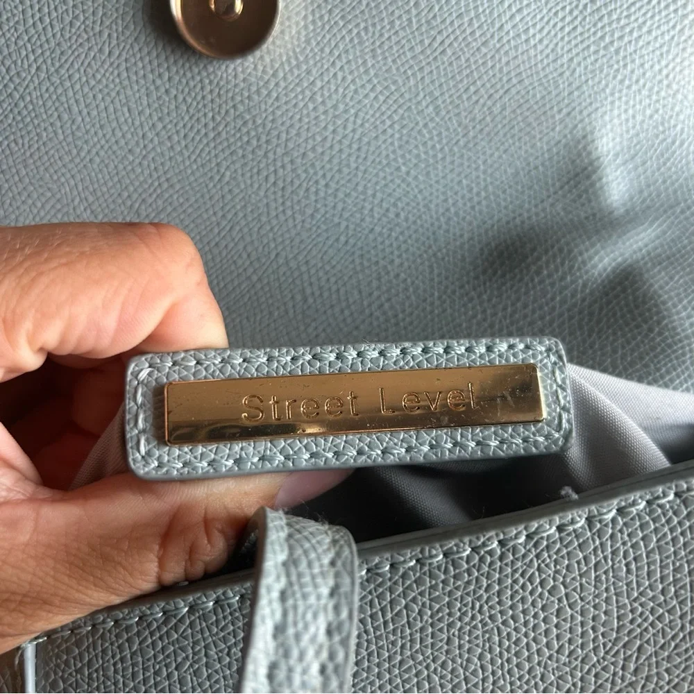 Elegant blue vegan leather (PU) Handbag with Amber Handle - Picture 4 of 7